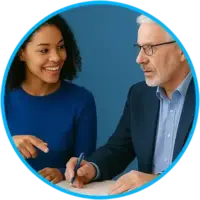 Englisch-fuer-Arbeitssuchende-thumb Ein Mann mit seinem Englischlehrer an der Leipzig English Sprachschule, der für seinen nächsten Job Business-Englisch lernt.